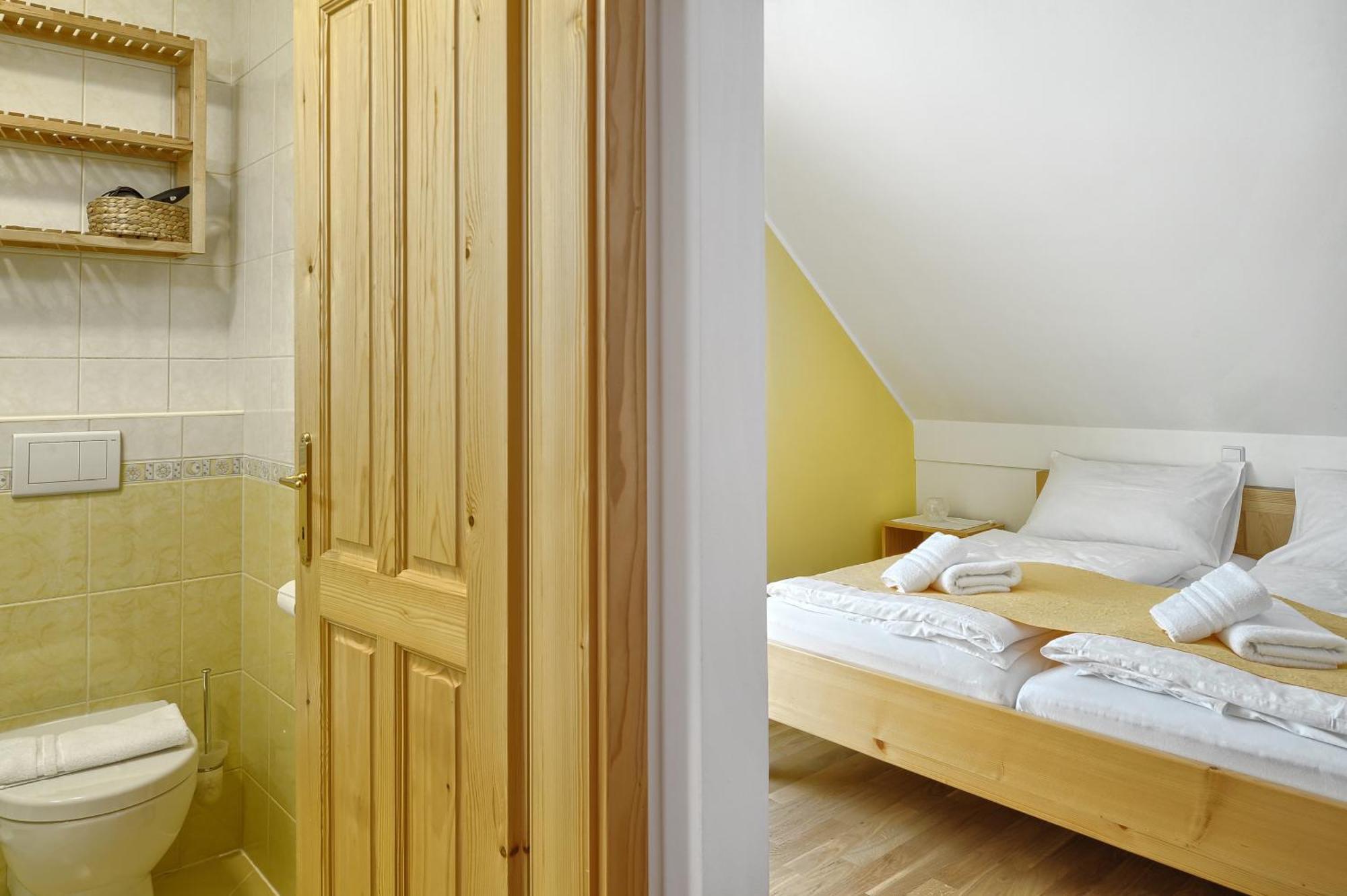 Farm Stay Jarc Vineyard Svecina Quarto foto